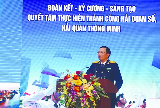 Ngành Hải quan “vượt khó”, đạt nhiều “đỉnh” mới trong năm 2021!  (27/12/2021)